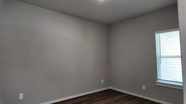 $2,000 | 16702 Sterling Clf Street, Conroe, TX 77302