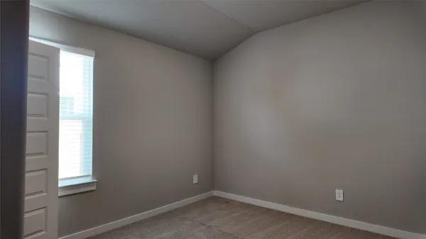 $2,000 | 16702 Sterling Clf Street, Conroe, TX 77302