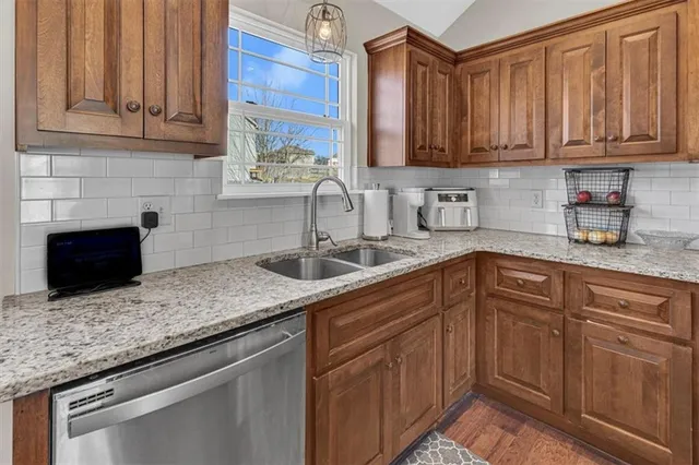 $330,000 | 19600 East 11th Terrace North, Independence, MO 64056