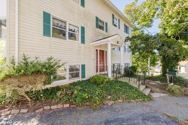$245,000 | 195 Crescent Street, Unit 3, Fall River, MA 02720