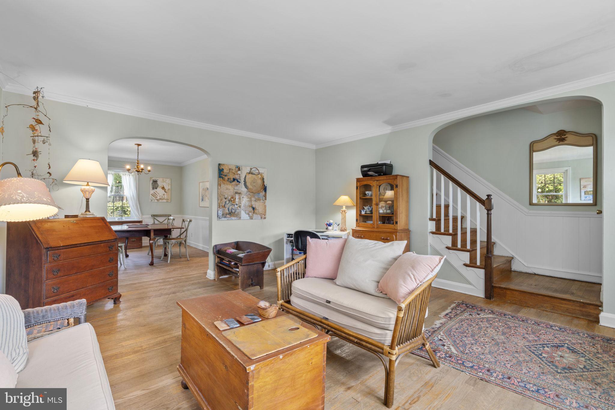7413 Stanmore Court Baltimore, MD 21212 - Photo 6 of 38 a living room with furniture and wooden floor