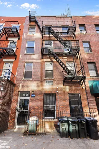 $3,150,000 | 352 East 19th Street | Gramercy