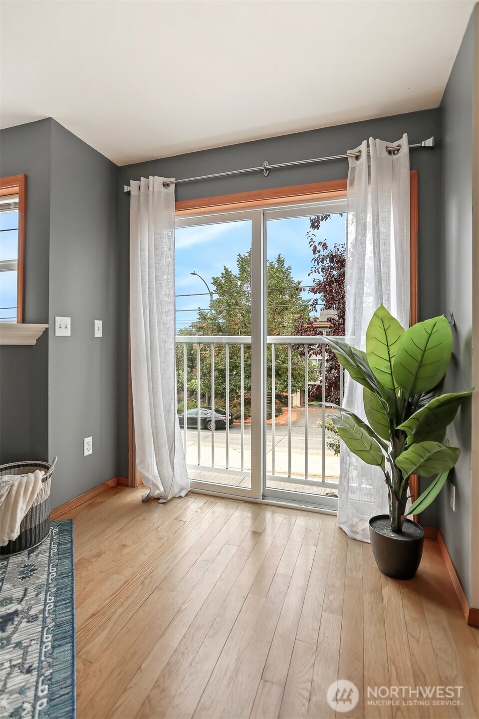 516 North 46th Street Seattle, WA 98103 - Photo 6 of 31