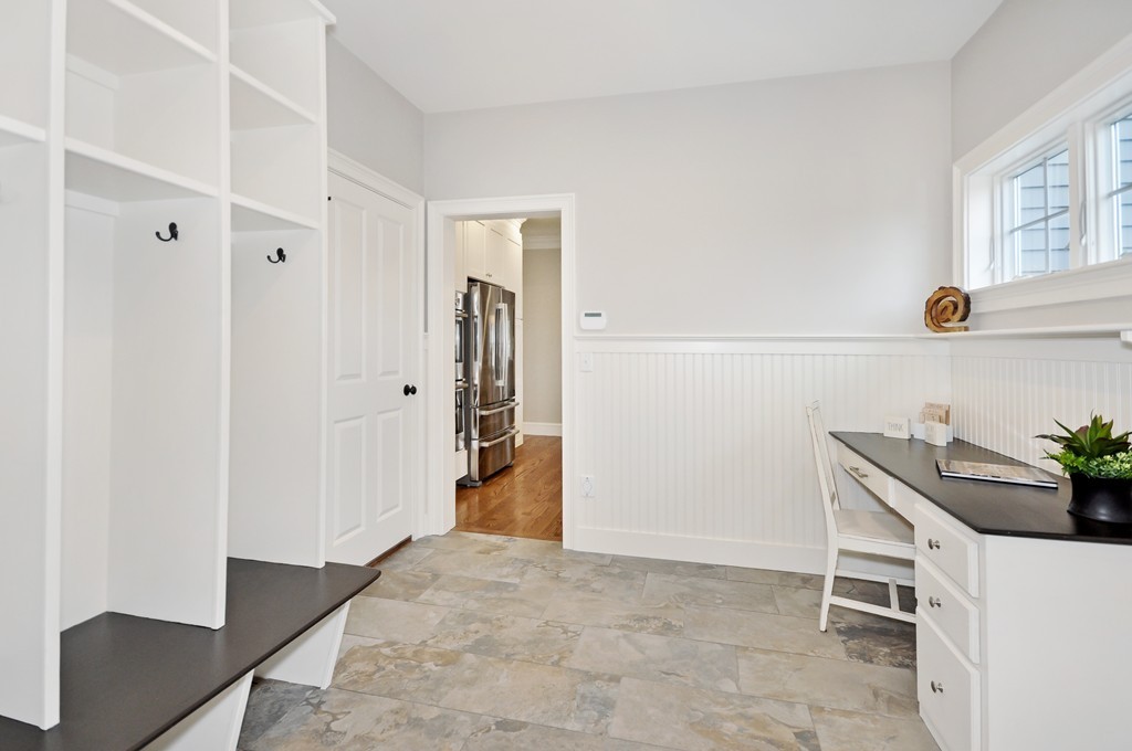 6 Victoria Road Bedford, MA 01730 - Photo 10 of 21 Gallery Image 10