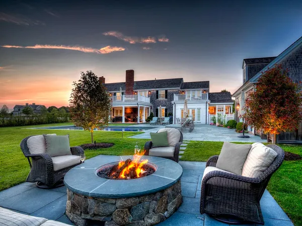 $9,250,000 | 1 Field Club Drive, Edgartown, MA 02539