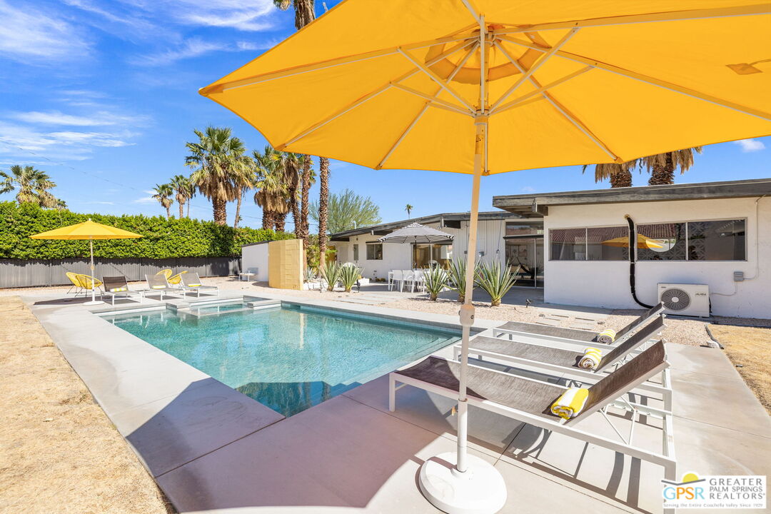 2267 North San Antonio Road Palm Springs, CA 92262 - Photo 7 of 40 a view of a patio with swimming pool