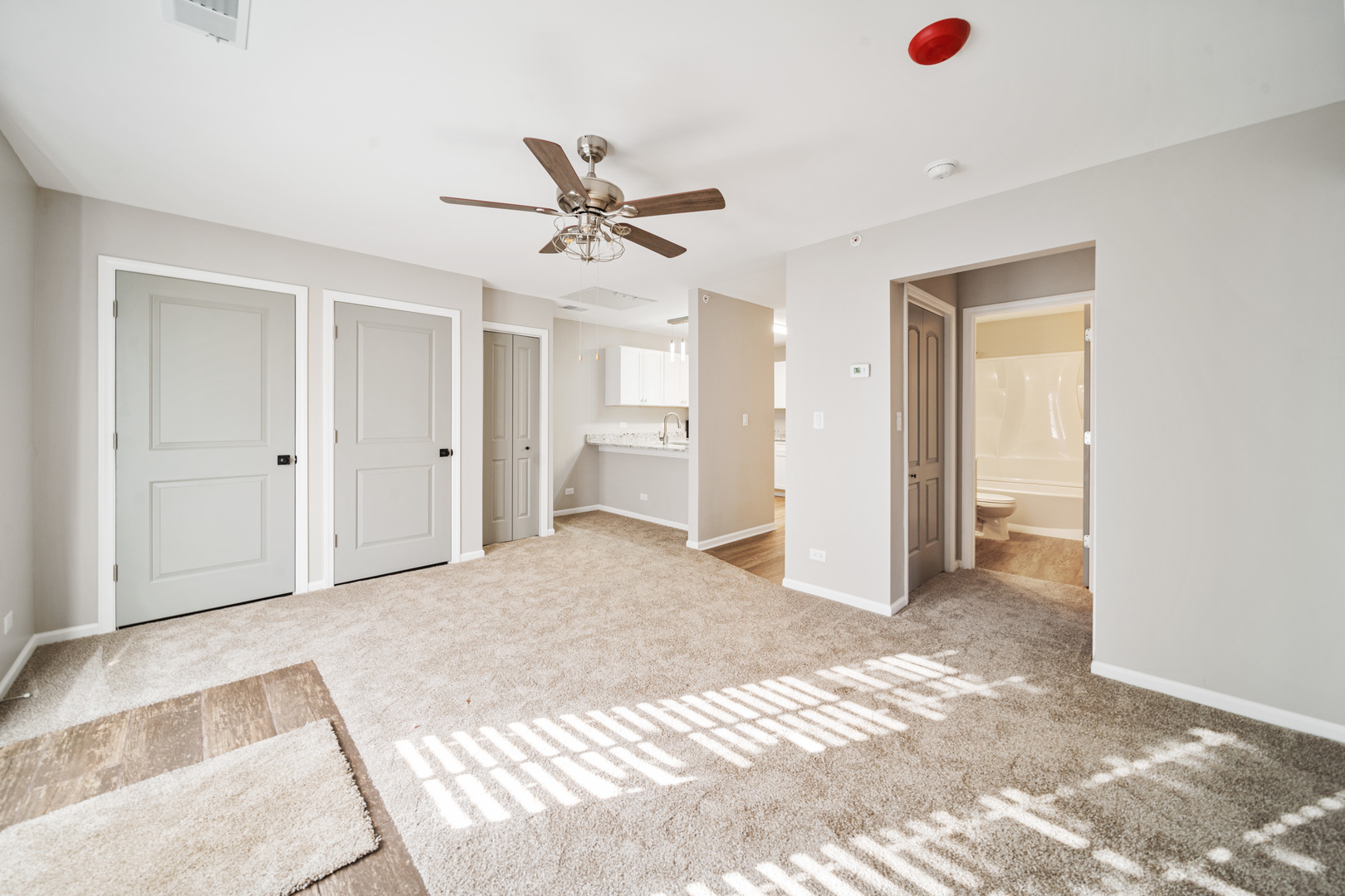 5 South Virginia Road, Unit 8 Crystal Lake, IL 60014 - Photo 7 of 13