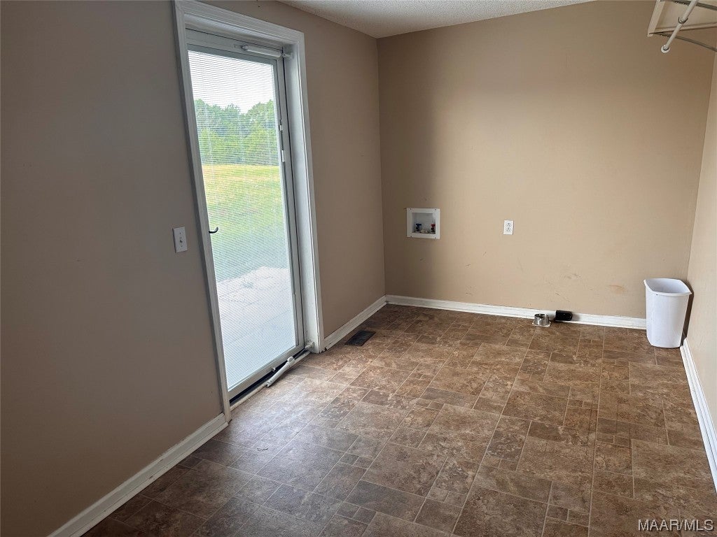 921 Roaring Road Hartford, AL 36344 - Photo 7 of 35 Gallery Image 7