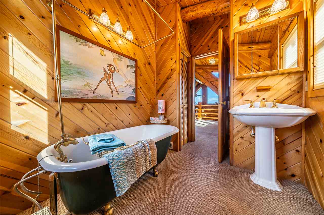 2100 Ss Bar Ranch Road Hornbrook, CA 96044 - Photo 10 of 26 Gallery Image 10