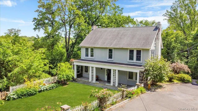 $1,390,000 | 6 Sunset Lane, Hartsdale, NY 10530