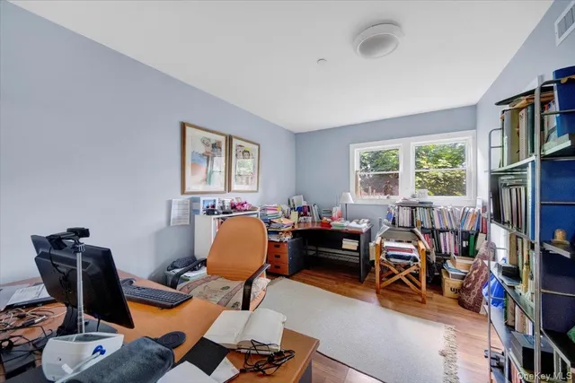 $1,390,000 | 6 Sunset Lane, Hartsdale, NY 10530