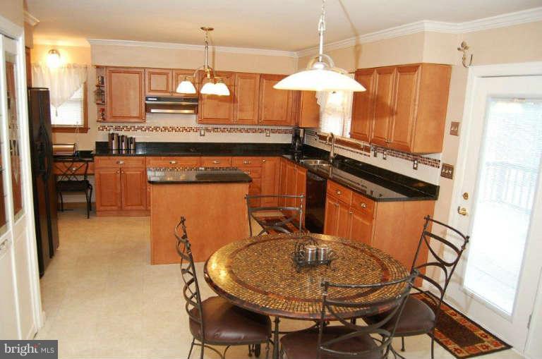 4200 Holbrook Road Randallstown, MD 21133 - Photo 6 of 30 Kitchen