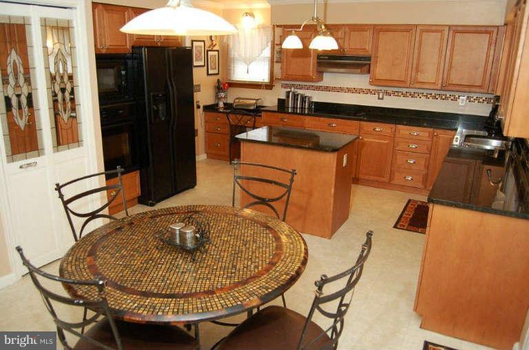 4200 Holbrook Road Randallstown, MD 21133 - Photo 7 of 30 Kitchen