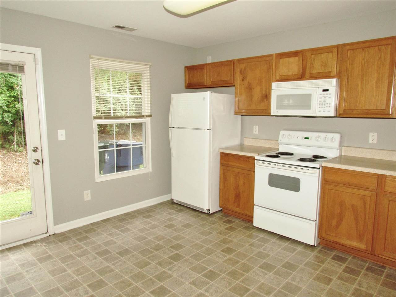 905 Roxy Street Raleigh, NC 27610 - Photo 11 of 30 Photo 11