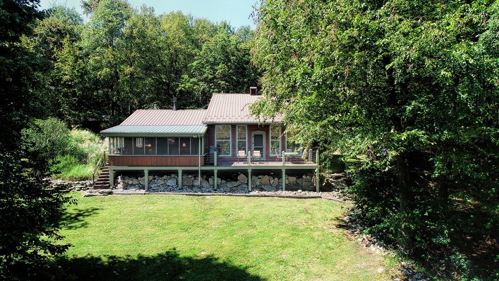 7667 Obees Way Huntingdon, PA 16652 - Photo 3 of 71 Gallery Image 3