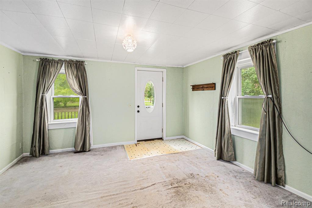 1106 South Vassar Road Burton, MI 48509 - Photo 4 of 15 Gallery Image 4