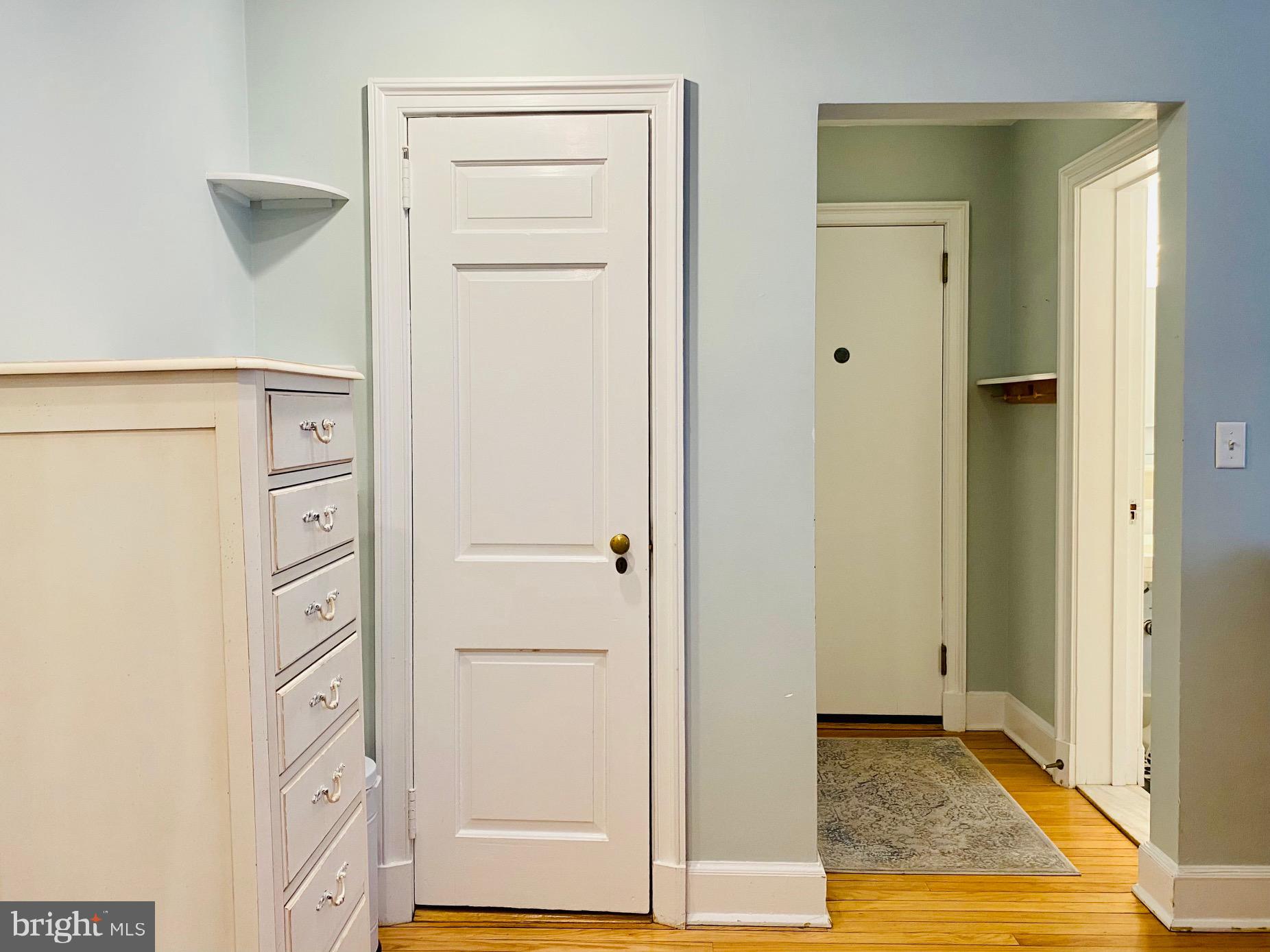 21 Palmer Square West, Unit D Princeton, NJ 08542 - Photo 5 of 8