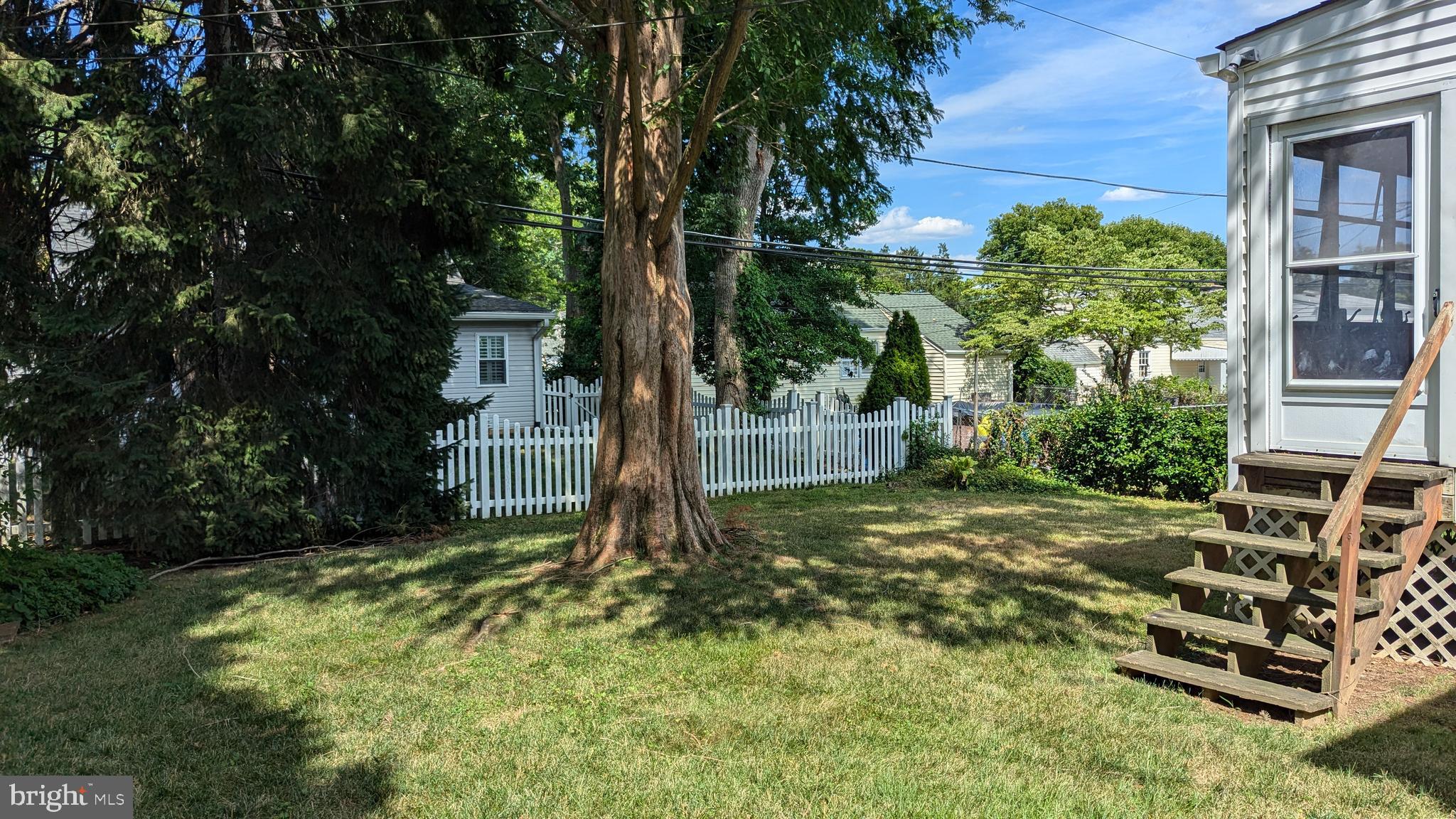 407 Exton Road Hatboro, PA 19040 - Photo 23 of 25 Gallery Image 23