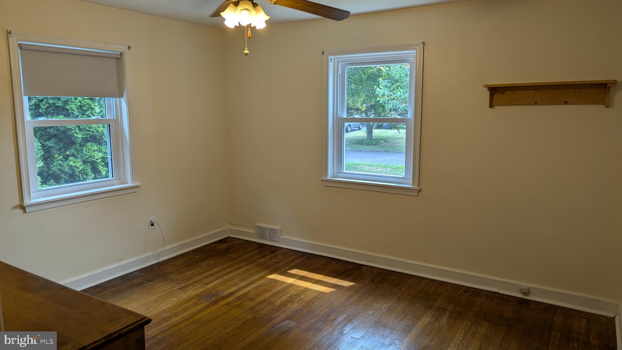 407 Exton Road Hatboro, PA 19040 - Photo 4 of 25 Gallery Image 4