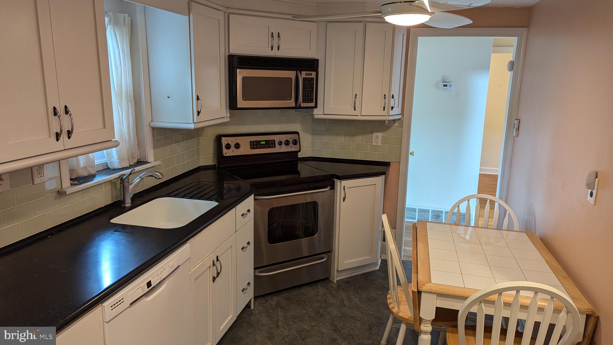 407 Exton Road Hatboro, PA 19040 - Photo 10 of 25 Gallery Image 10