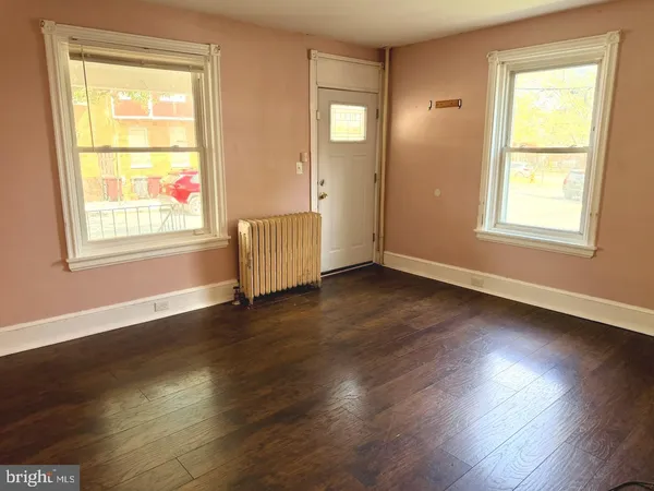 $1,900 | 400 West 3rd Street, Wilmington, DE 19801