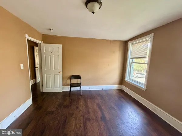 $1,900 | 400 West 3rd Street, Wilmington, DE 19801