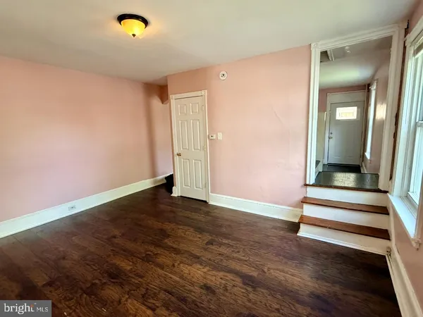 $1,900 | 400 West 3rd Street, Wilmington, DE 19801