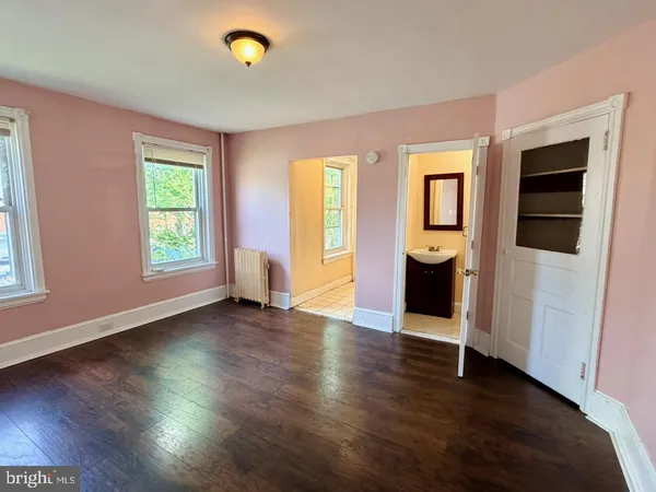 $1,900 | 400 West 3rd Street, Wilmington, DE 19801