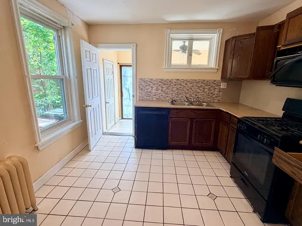 $1,900 | 400 West 3rd Street, Wilmington, DE 19801