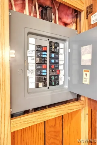 $40,000 | 41 South Roxbury Drive, Hamburg, NY 14075