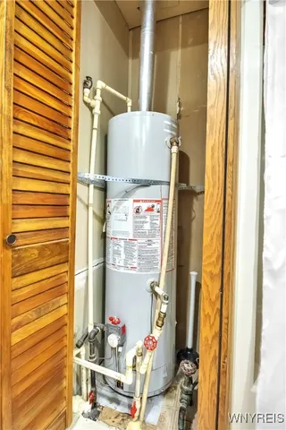 $40,000 | 41 South Roxbury Drive, Hamburg, NY 14075