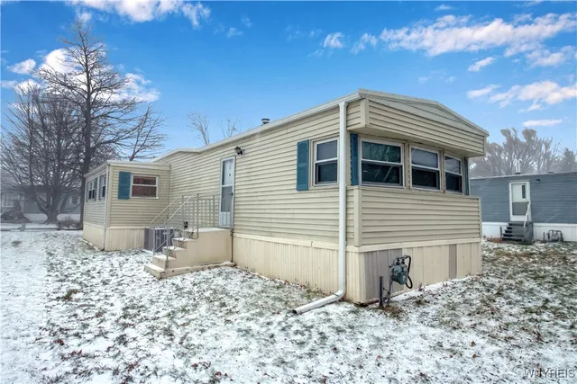 $40,000 | 41 South Roxbury Drive, Hamburg, NY 14075