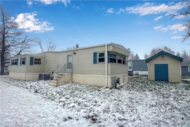 $40,000 | 41 South Roxbury Drive, Hamburg, NY 14075