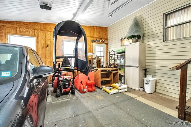 $40,000 | 41 South Roxbury Drive, Hamburg, NY 14075