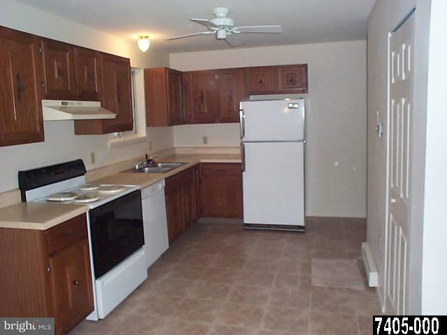 2516 Manor Road York, PA 17408 - Photo 4 of 6