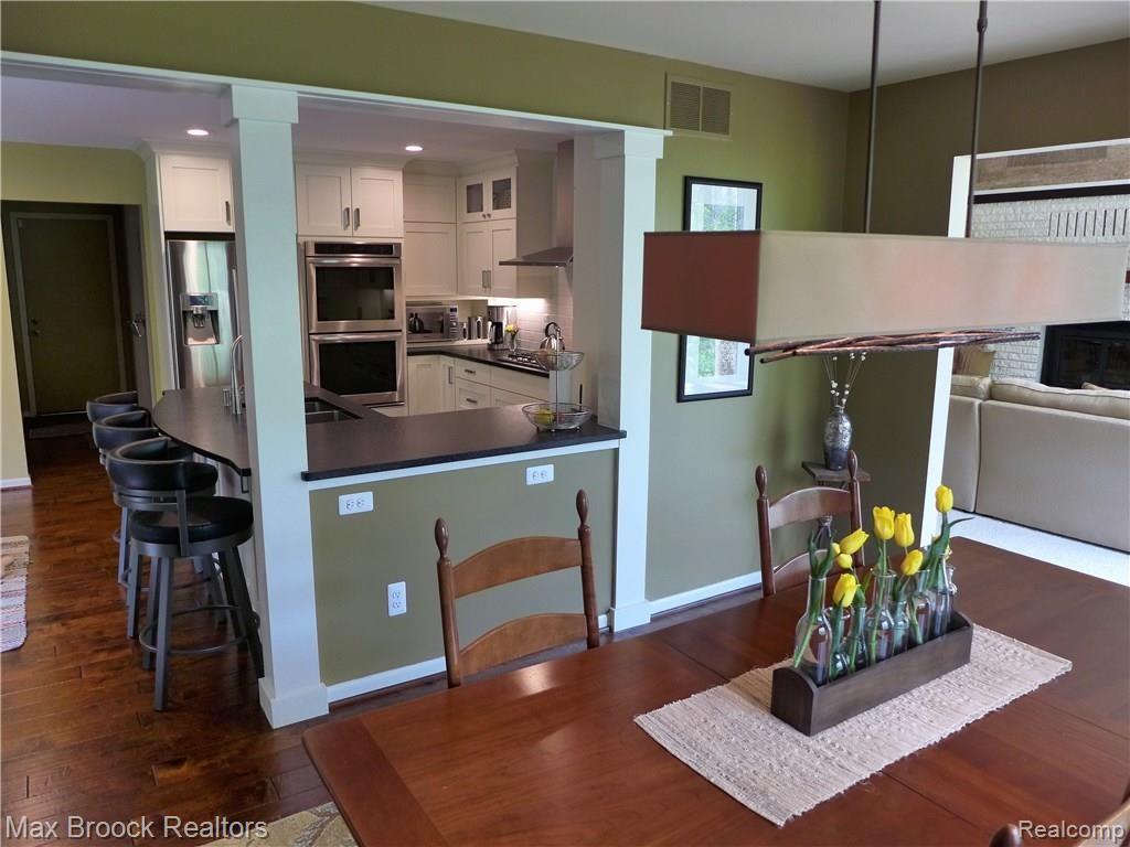 2875 Portage Trail Drive Rochester Hills, MI 48309 - Photo 20 of 52