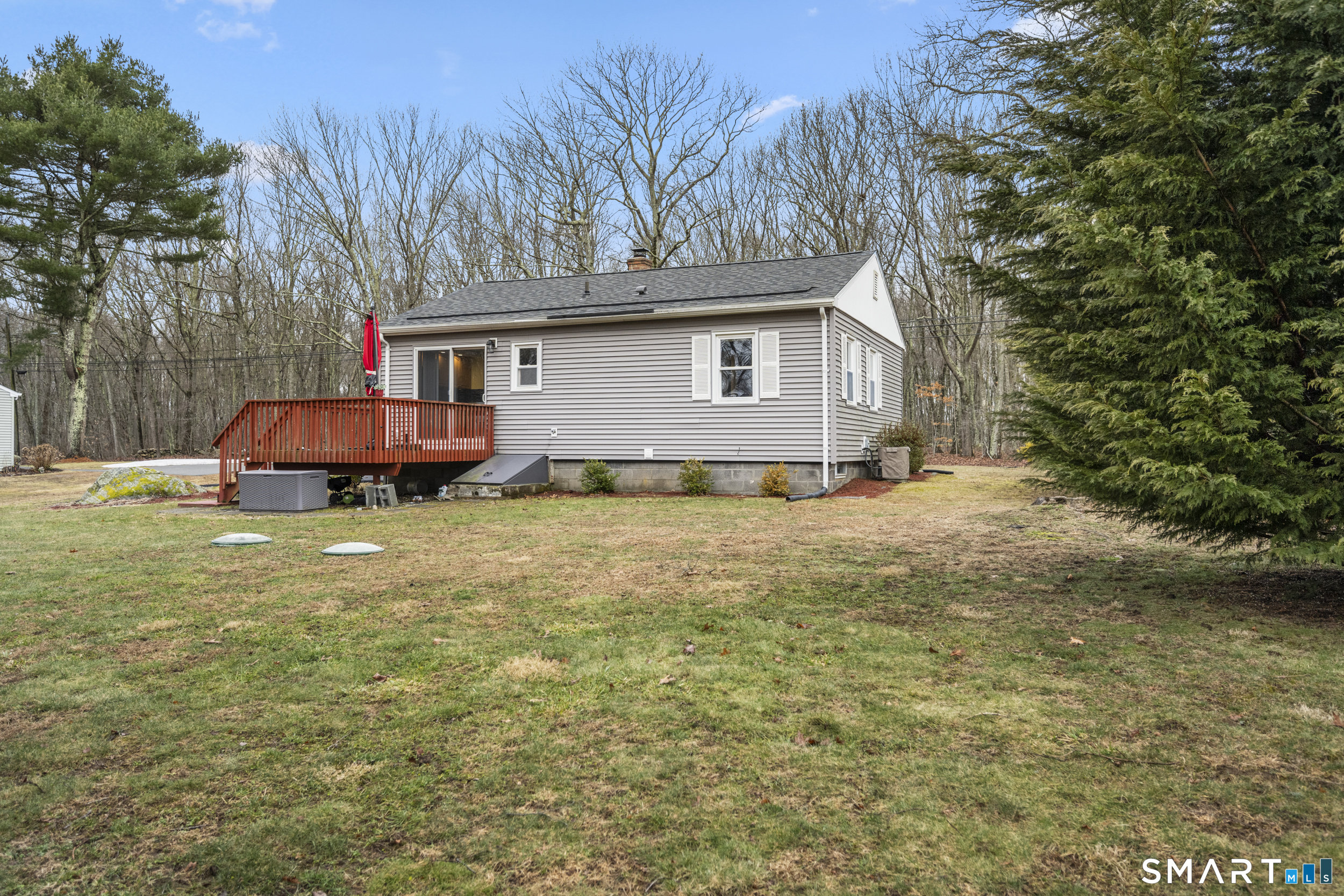 510 Flanders Road Groton, CT 06355 - Photo 26 of 38