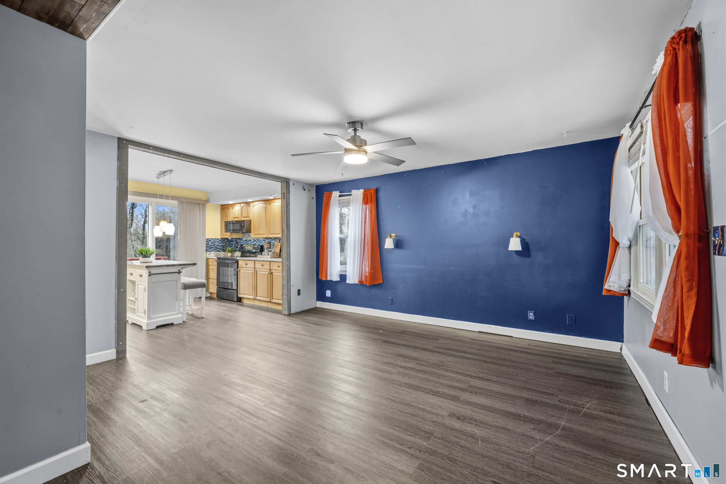 510 Flanders Road Groton, CT 06355 - Photo 8 of 38