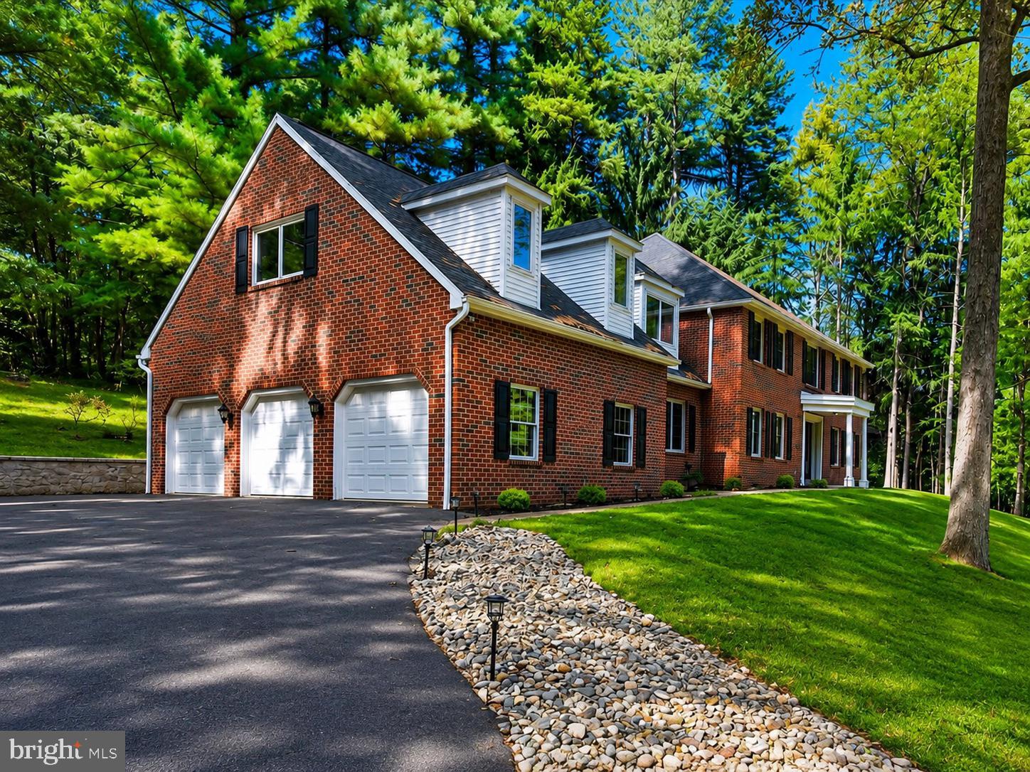 3 Hessian Boulevard Reading, PA 19607 - Photo 2 of 2