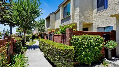 $639,900 | 1013 West Orangewood Avenue, Anaheim, CA 92802