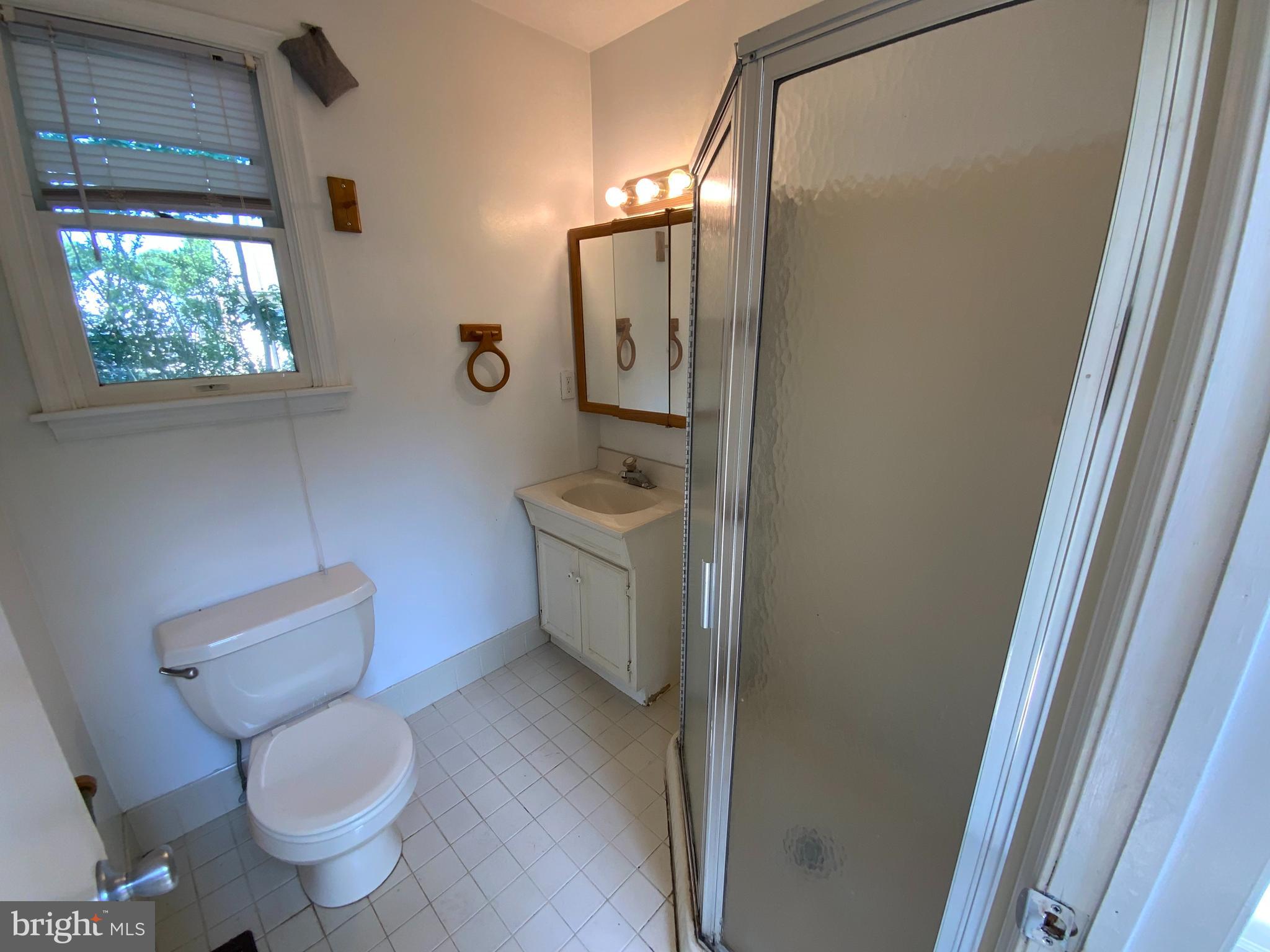 26 Fairview Road Broomall, PA 19008 - Photo 8 of 19 Gallery Image 8