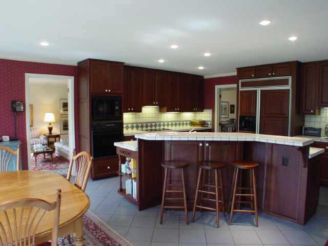 2491 Lane Road Columbus, OH 43220 - Photo 3 of 5