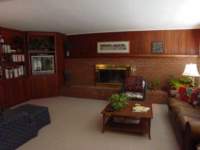 2491 Lane Road Columbus, OH 43220 - Photo 4 of 5