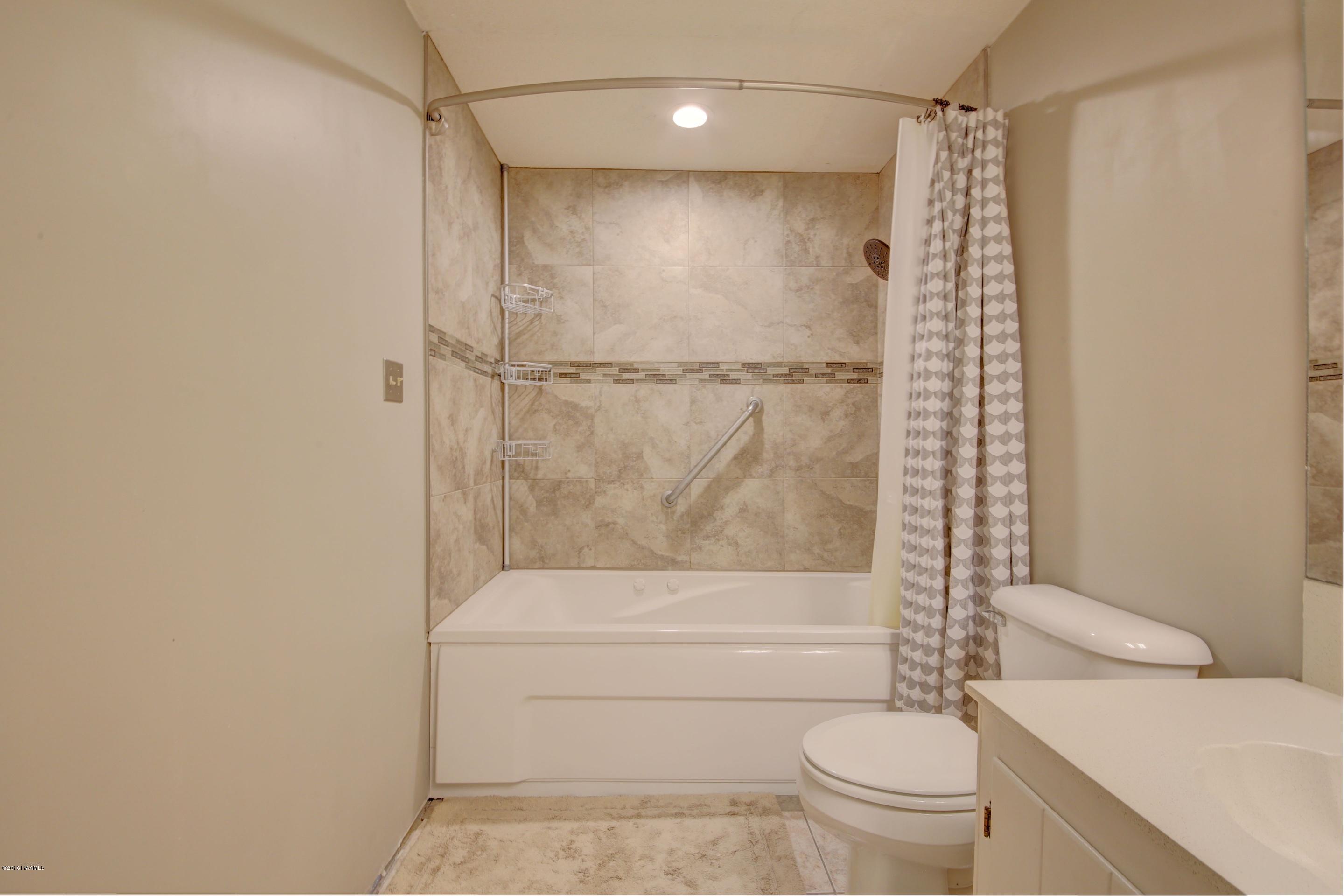 102 Rue Le Bois Lafayette, LA 70508 - Photo 20 of 32 rueleboise20