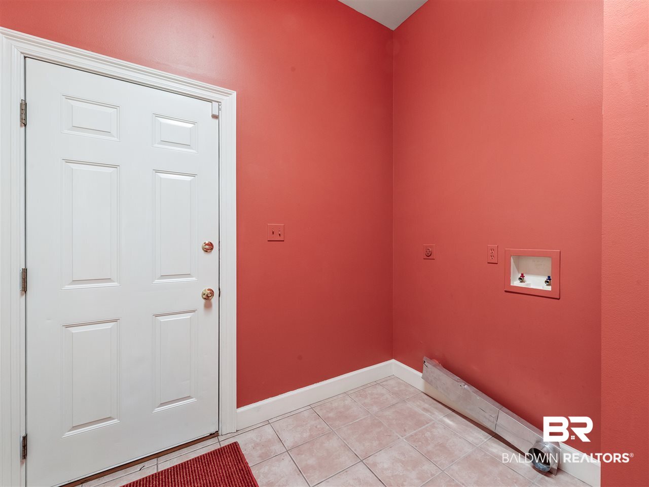 9886 Merritt Court Fairhope, AL 36532 - Photo 28 of 39 Big laundry area with storage closets