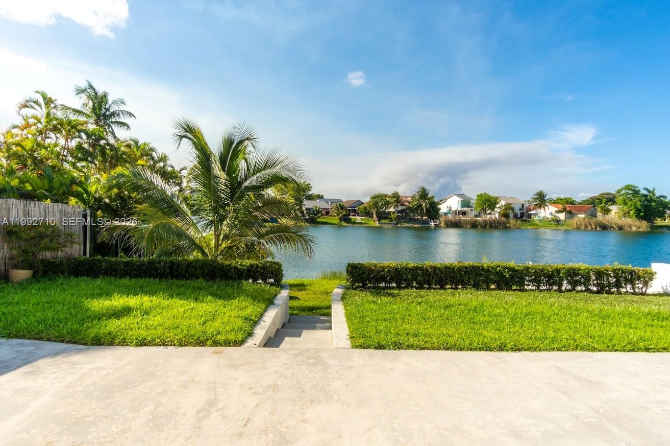 15511 Southwest 59th Street Miami, FL 33193 - Photo 33 of 43