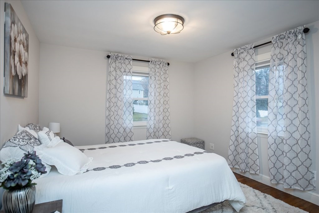 128 Wilmington Road Burlington, MA 01803 - Photo 16 of 38 Gallery Image 16