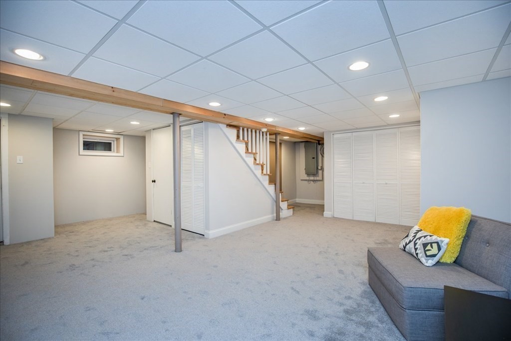 128 Wilmington Road Burlington, MA 01803 - Photo 25 of 38 Gallery Image 25