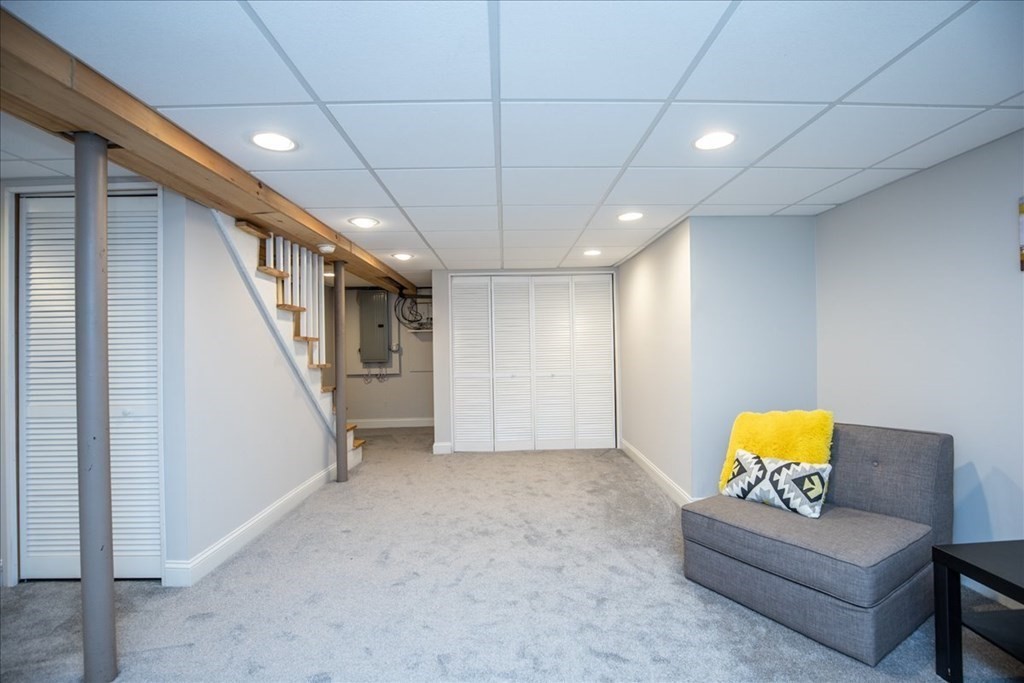 128 Wilmington Road Burlington, MA 01803 - Photo 29 of 38 Gallery Image 29