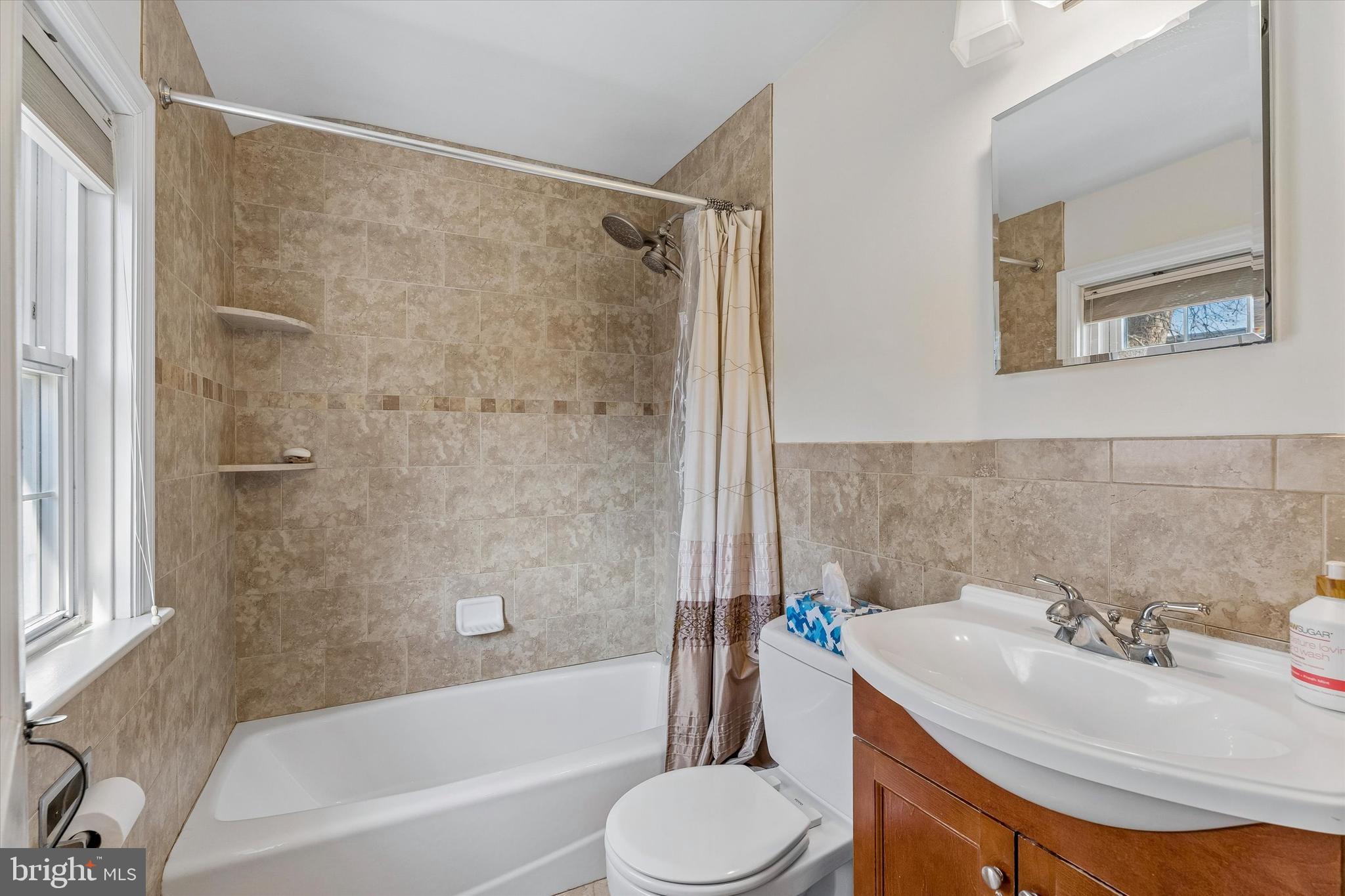 42 Greenhill Road Springfield, PA 19064 - Photo 12 of 29 Gallery Image 12